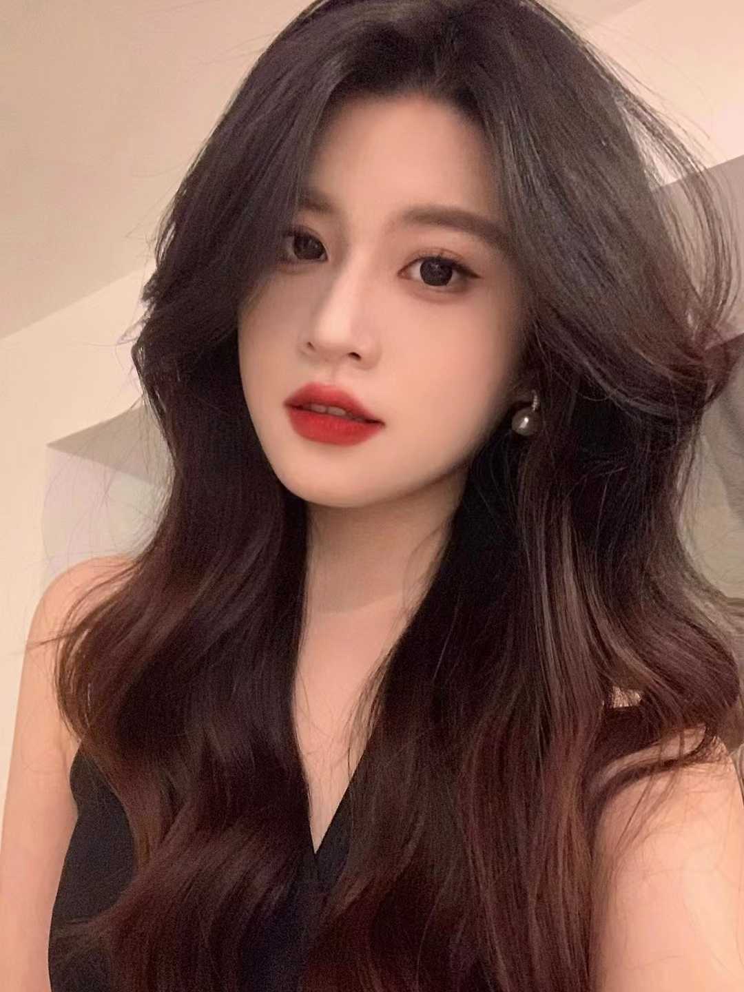 大眼睛大长腿的璐璐小仙女