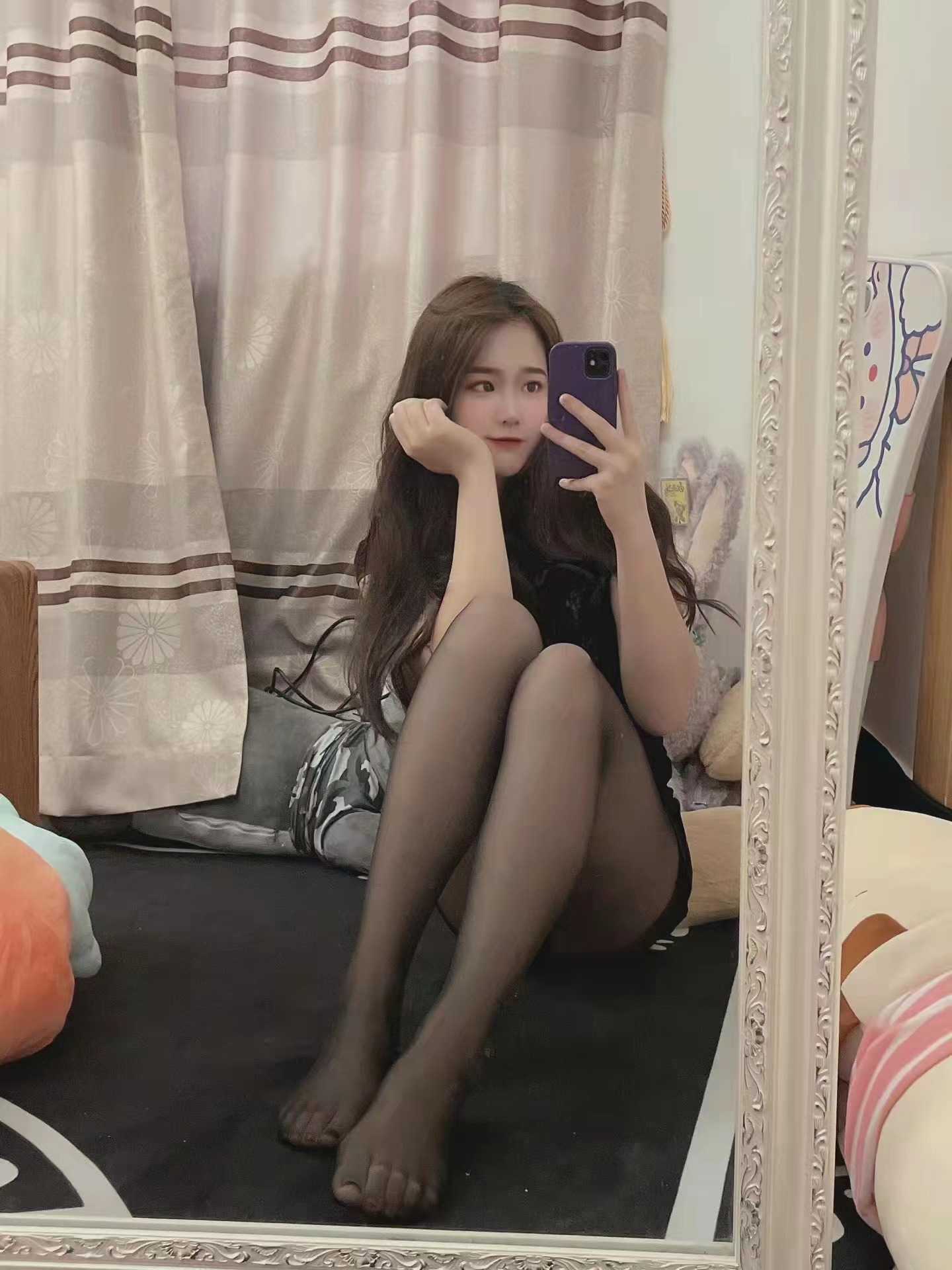 极致黑丝诱惑小姐姐