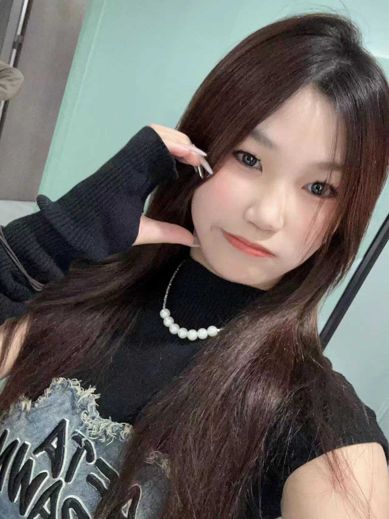 性感可爱的小美女一枚