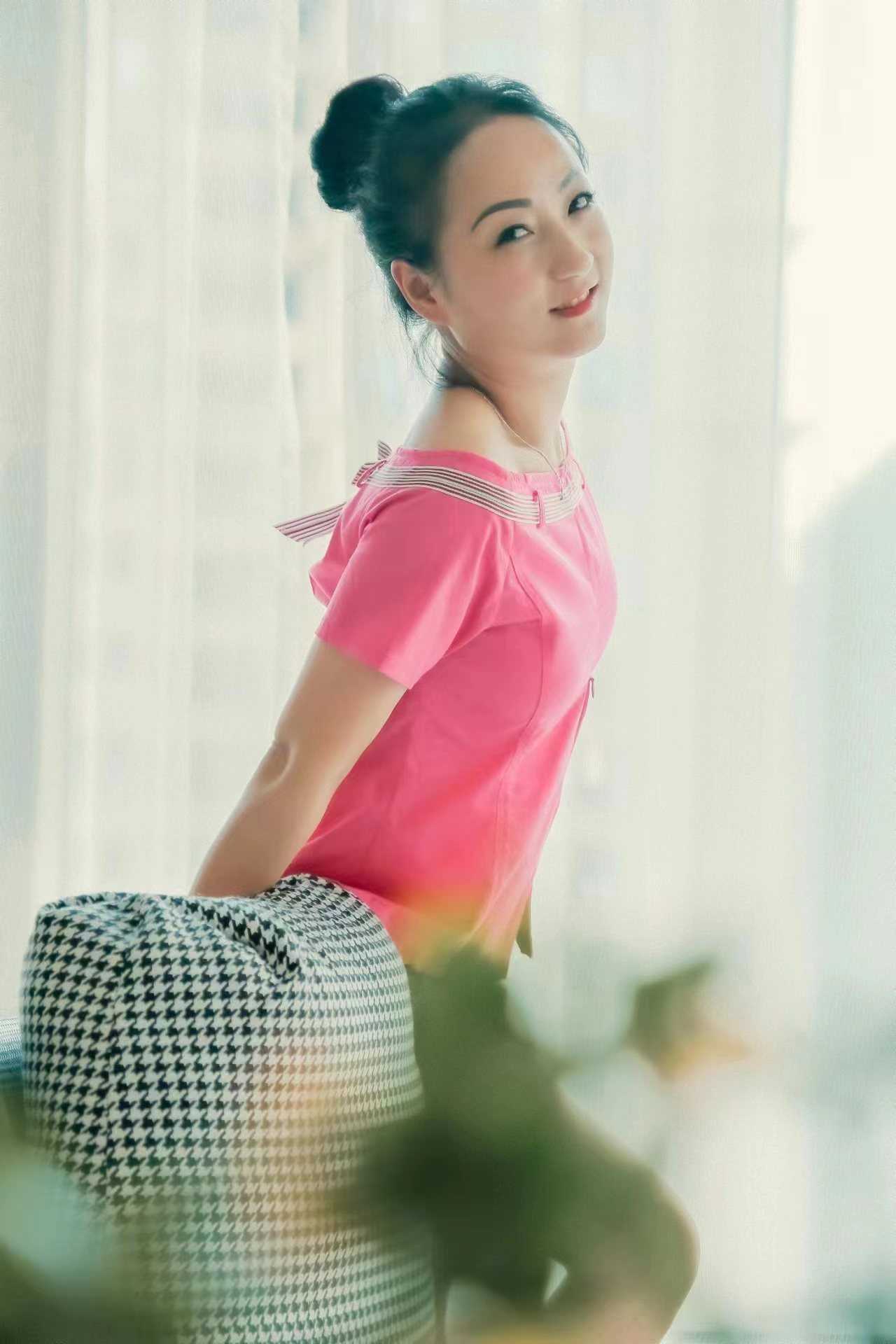 宝安好客的小姐姐晴晴