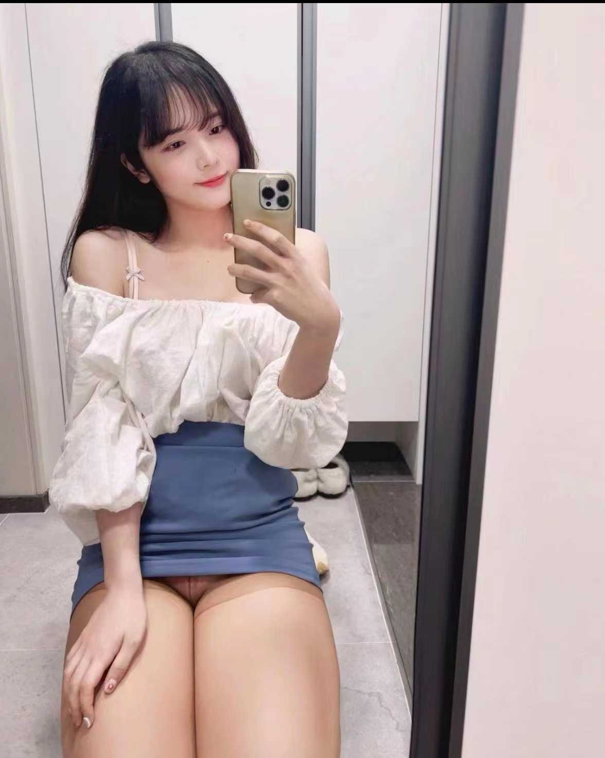 身材火辣，而且手感很好