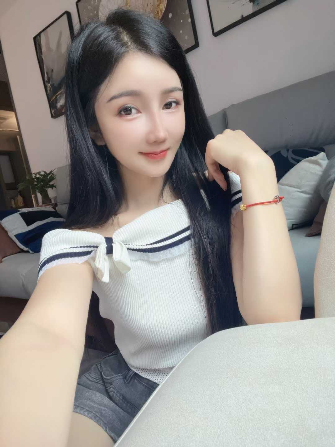 性感美女的美腿黑丝