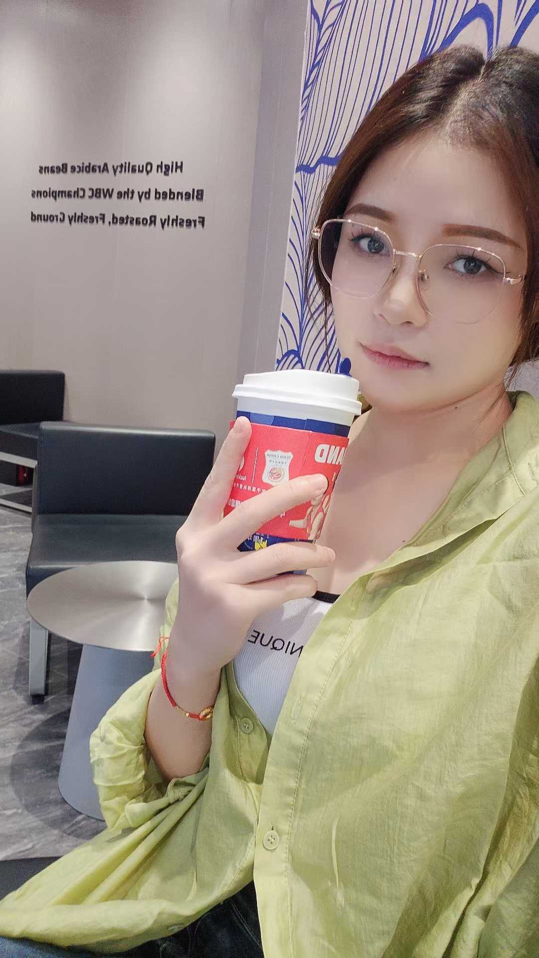 有点小微胖的妹妹