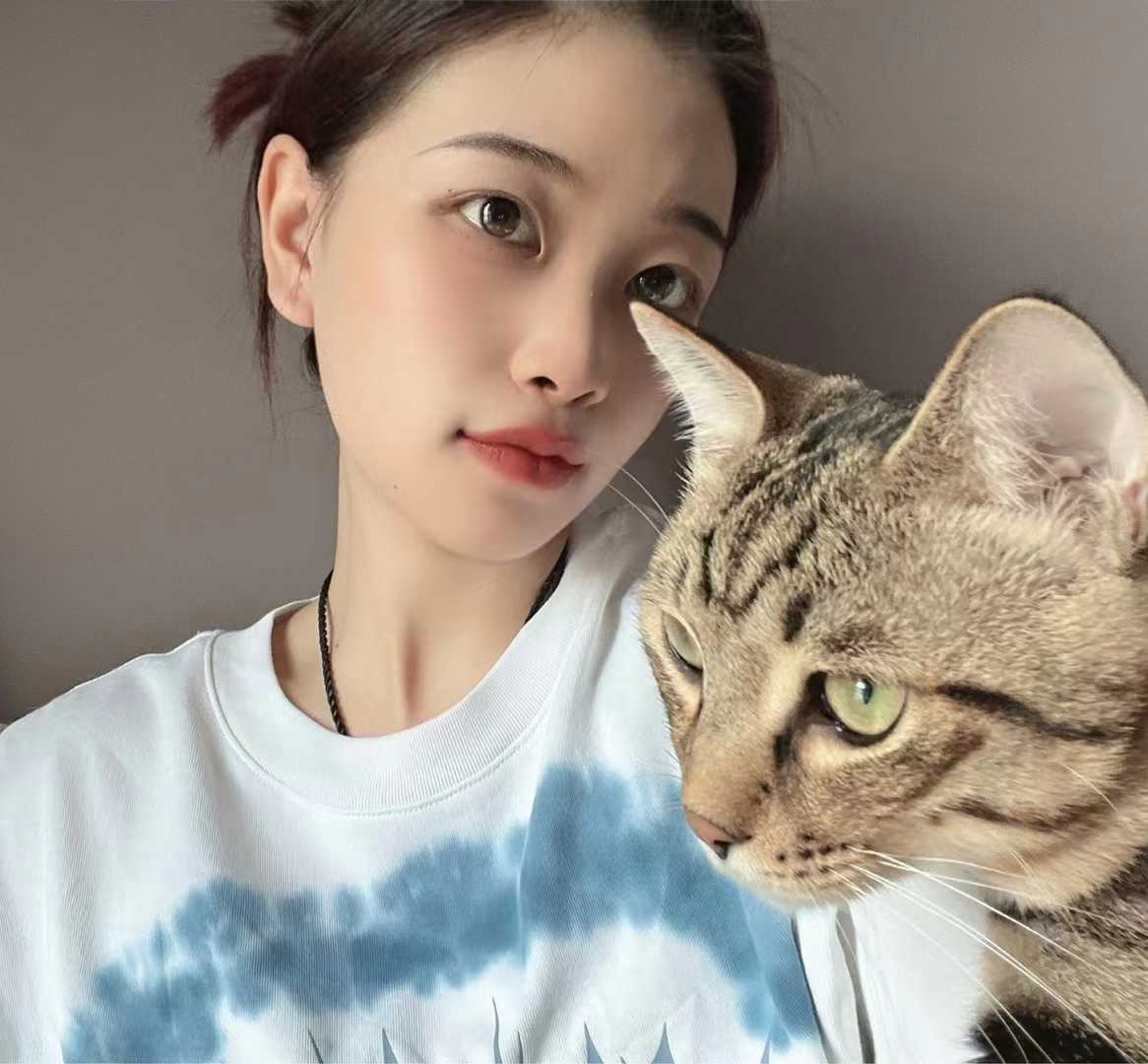 很爽在我身上有节奏的动着