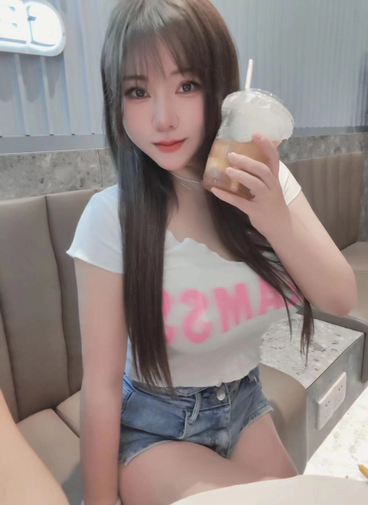 床上很Sao，身材很棒很棒