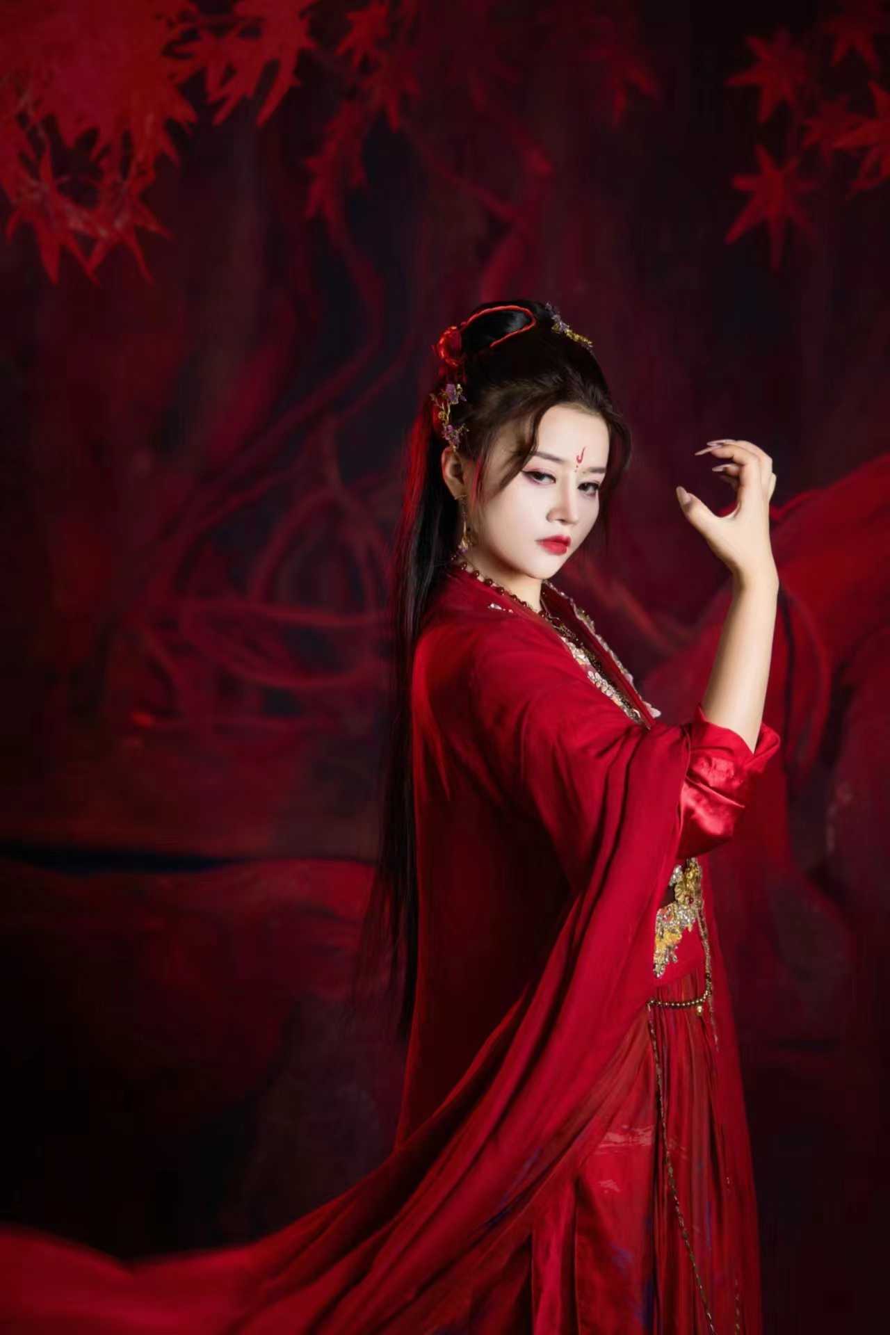 精品女装店老板娘兼职