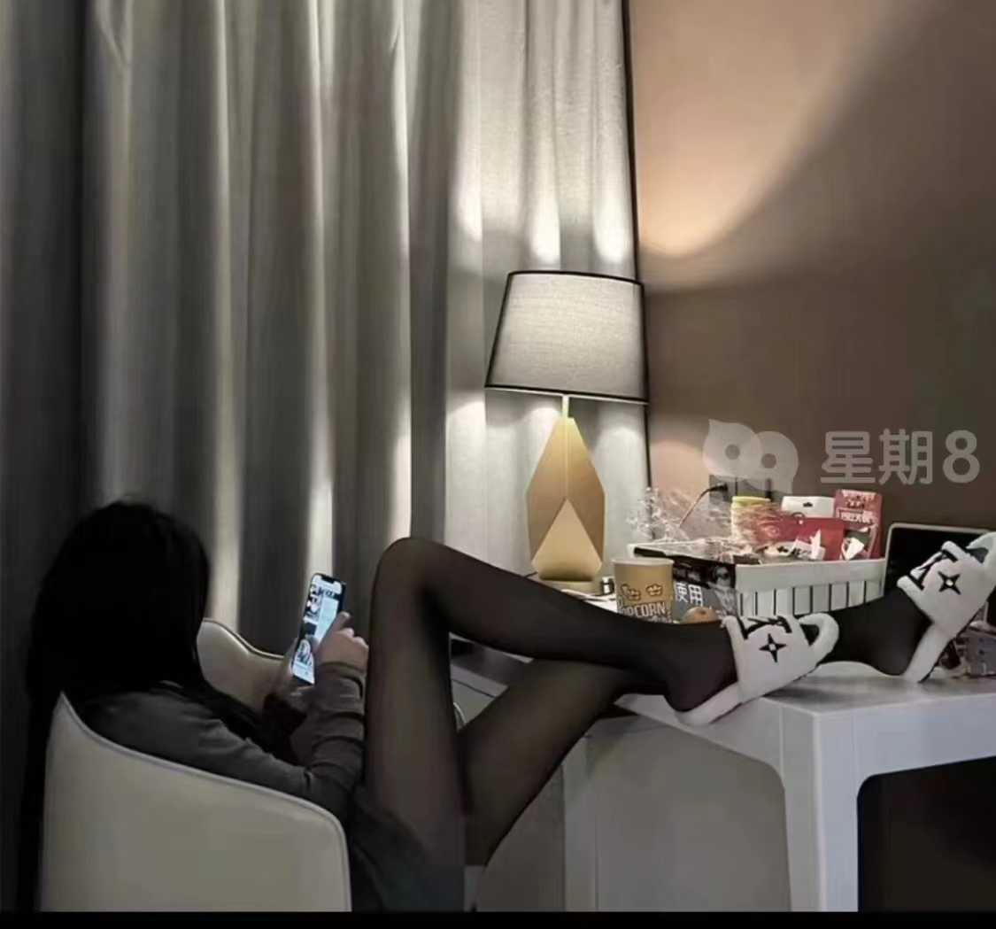 波涛汹涌四个字顶一下