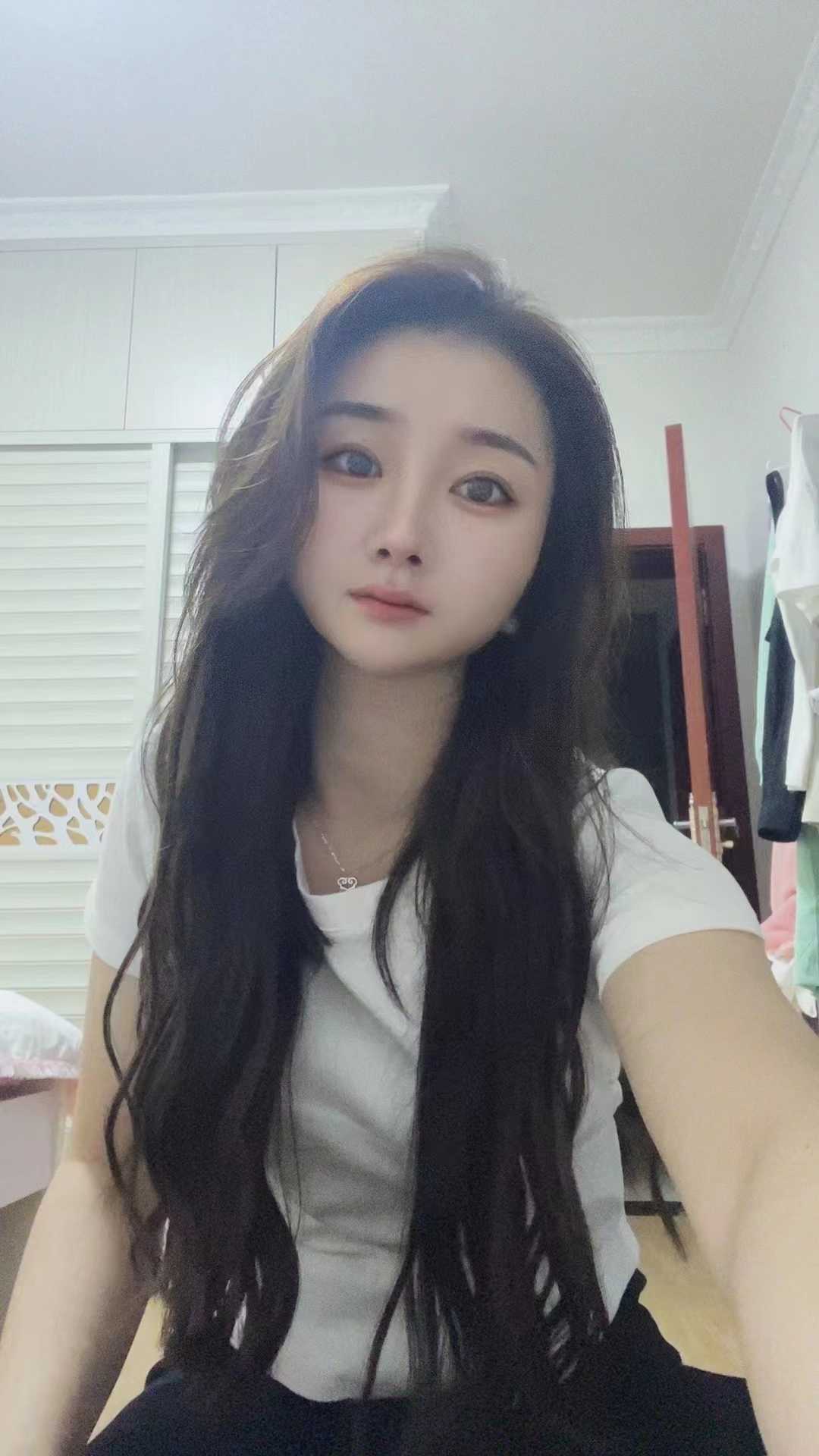 天心区巨乳小姐姐