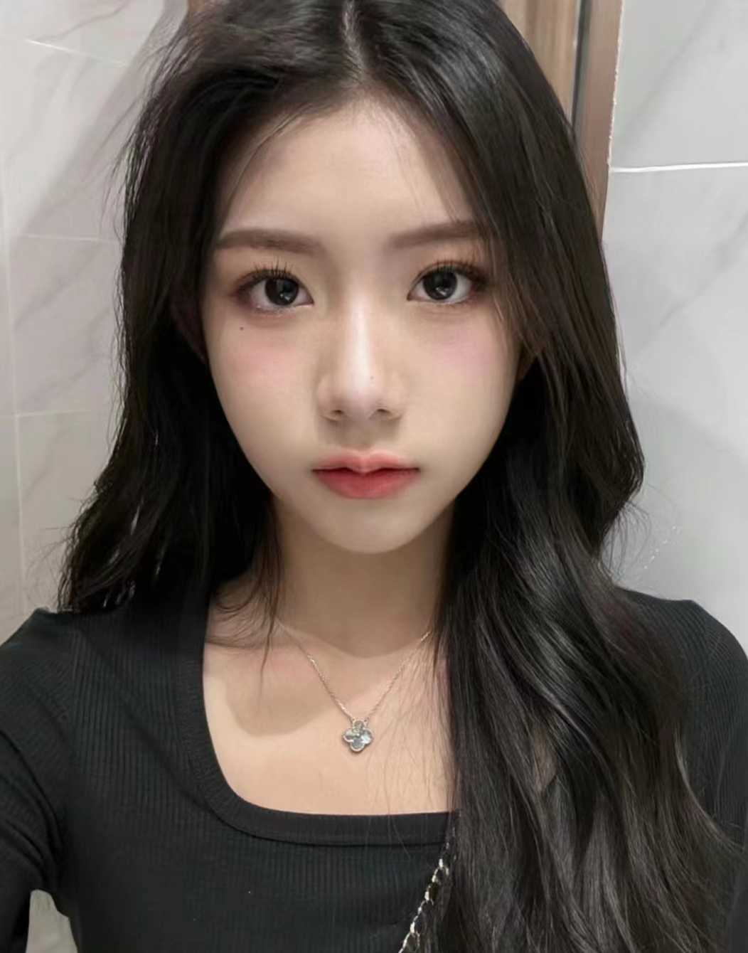 年轻貌美的小姐姐一枚