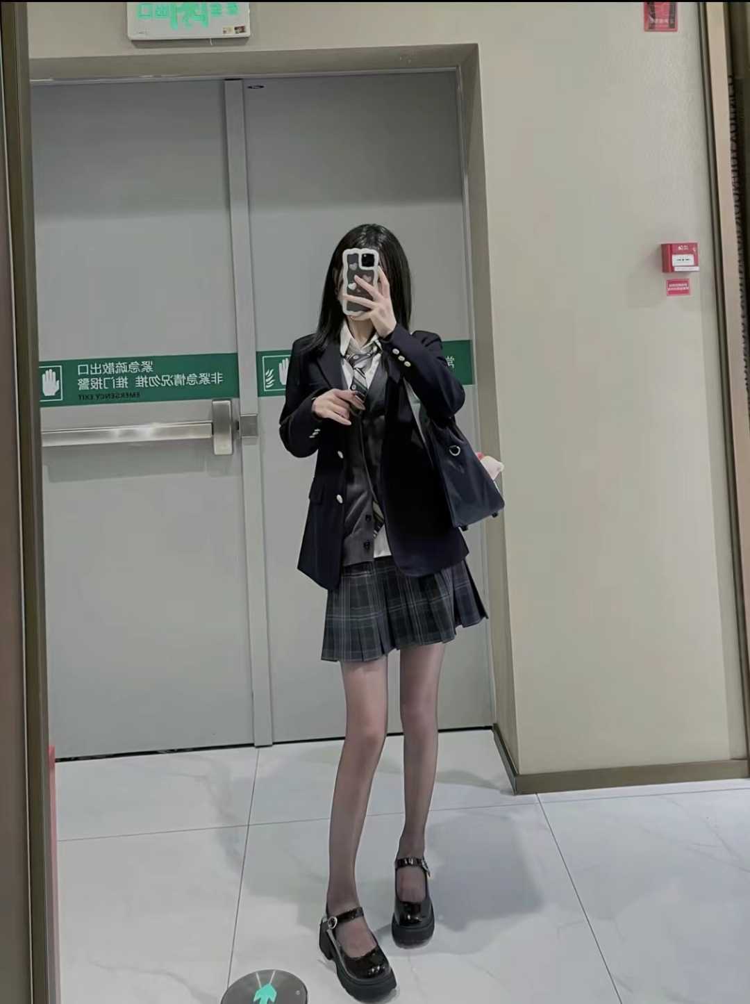 福田个人爱笑的女孩子