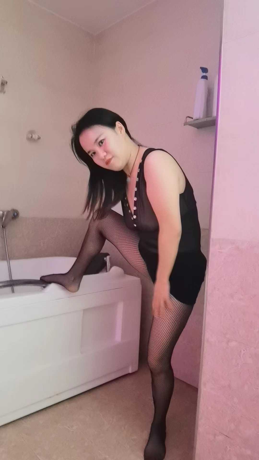 九龙坡离异少妇