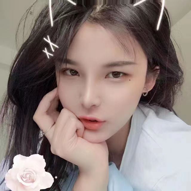 制服多多的美女一位数