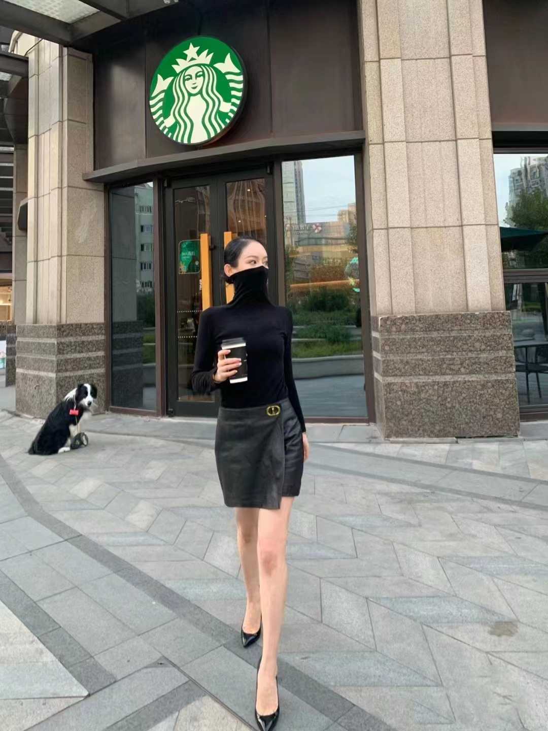 眼睛迷人下面也很紧凑