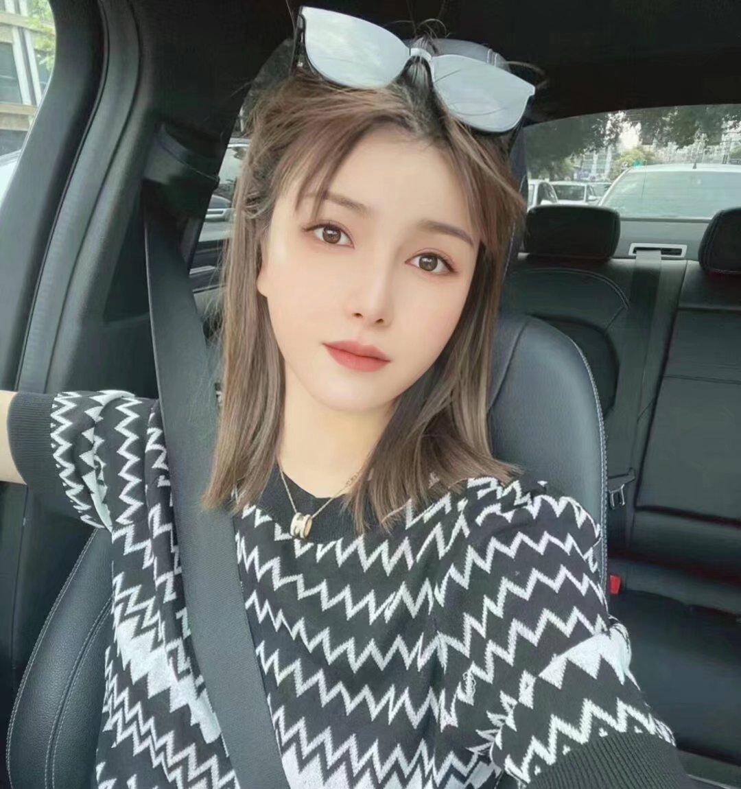 夫子庙高端美女