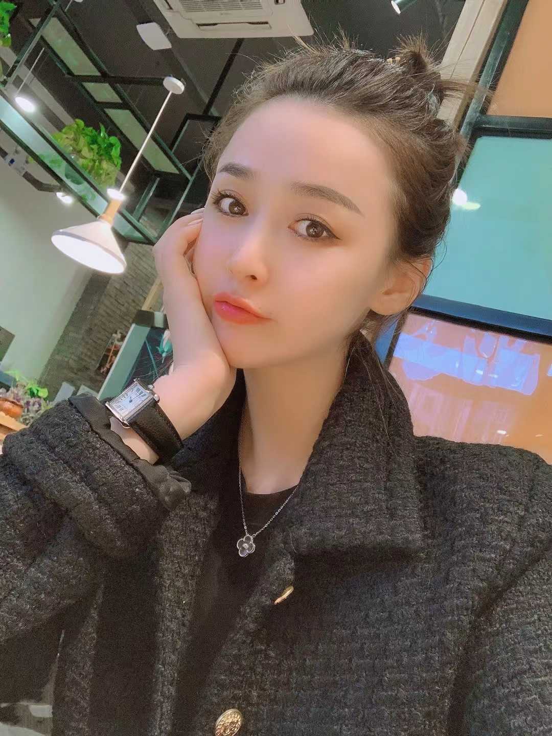 性感小美女一枚