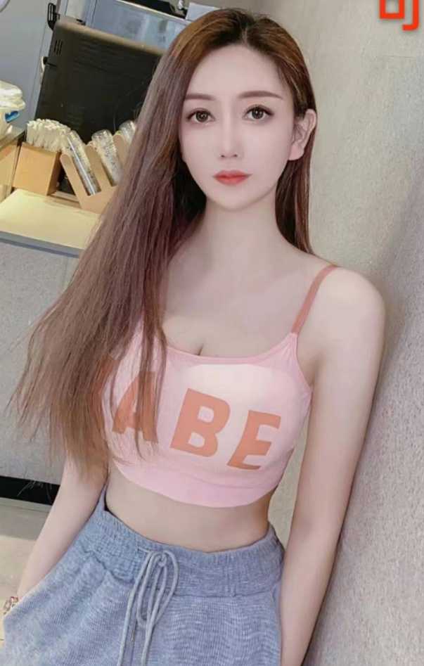 年轻漂亮温柔的小姐姐