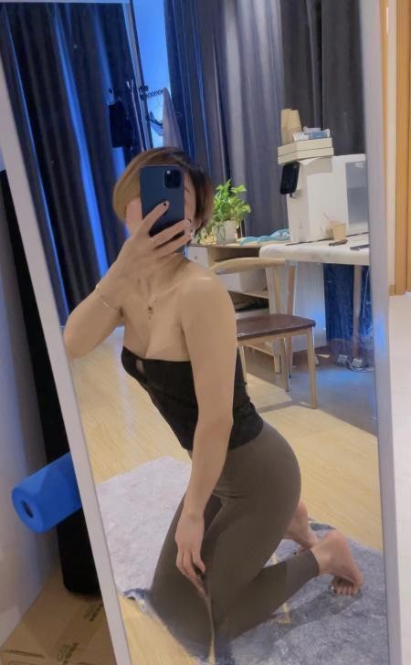 人照一致很健谈