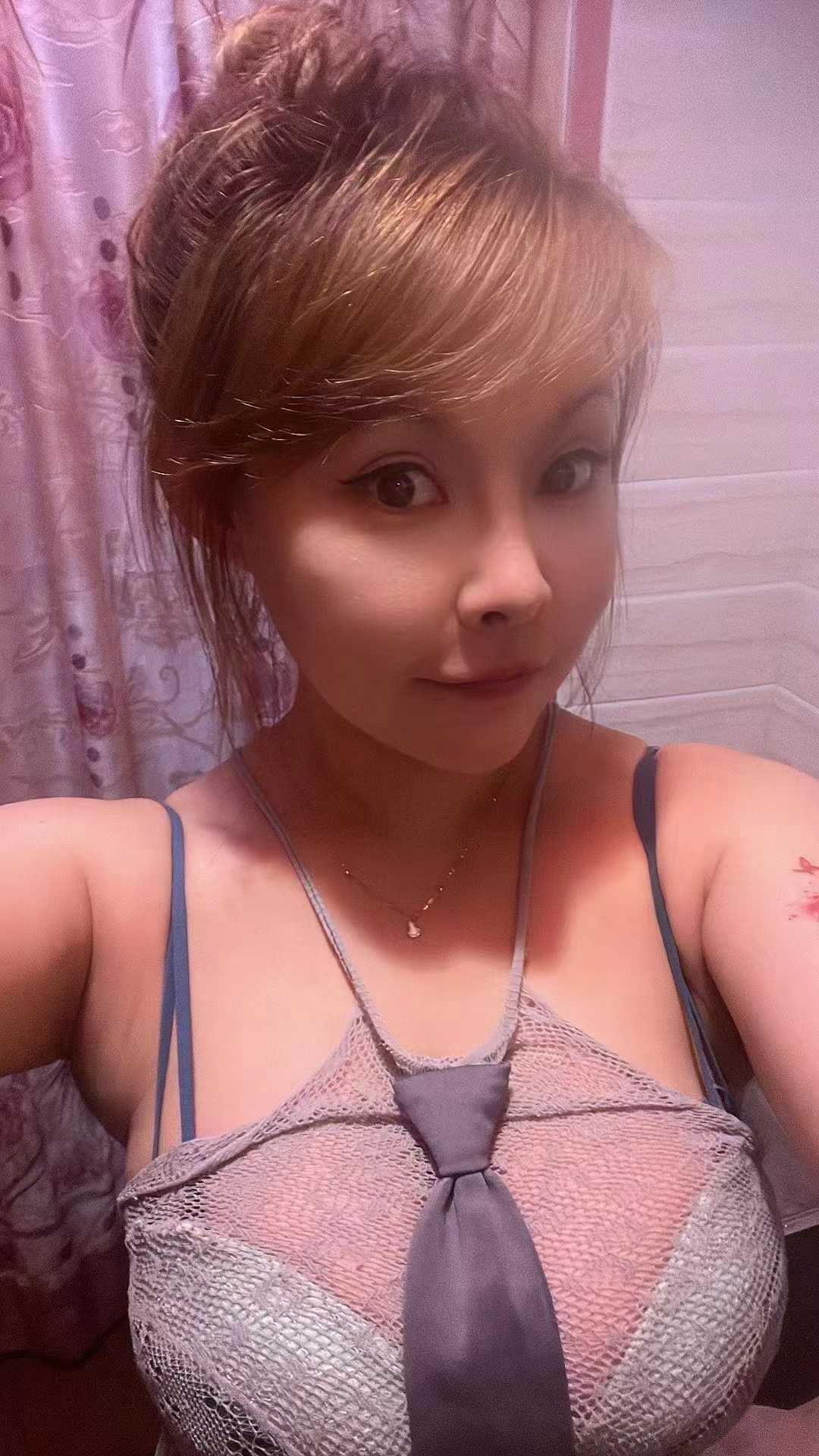 gy桥附近特别sao的小姐姐