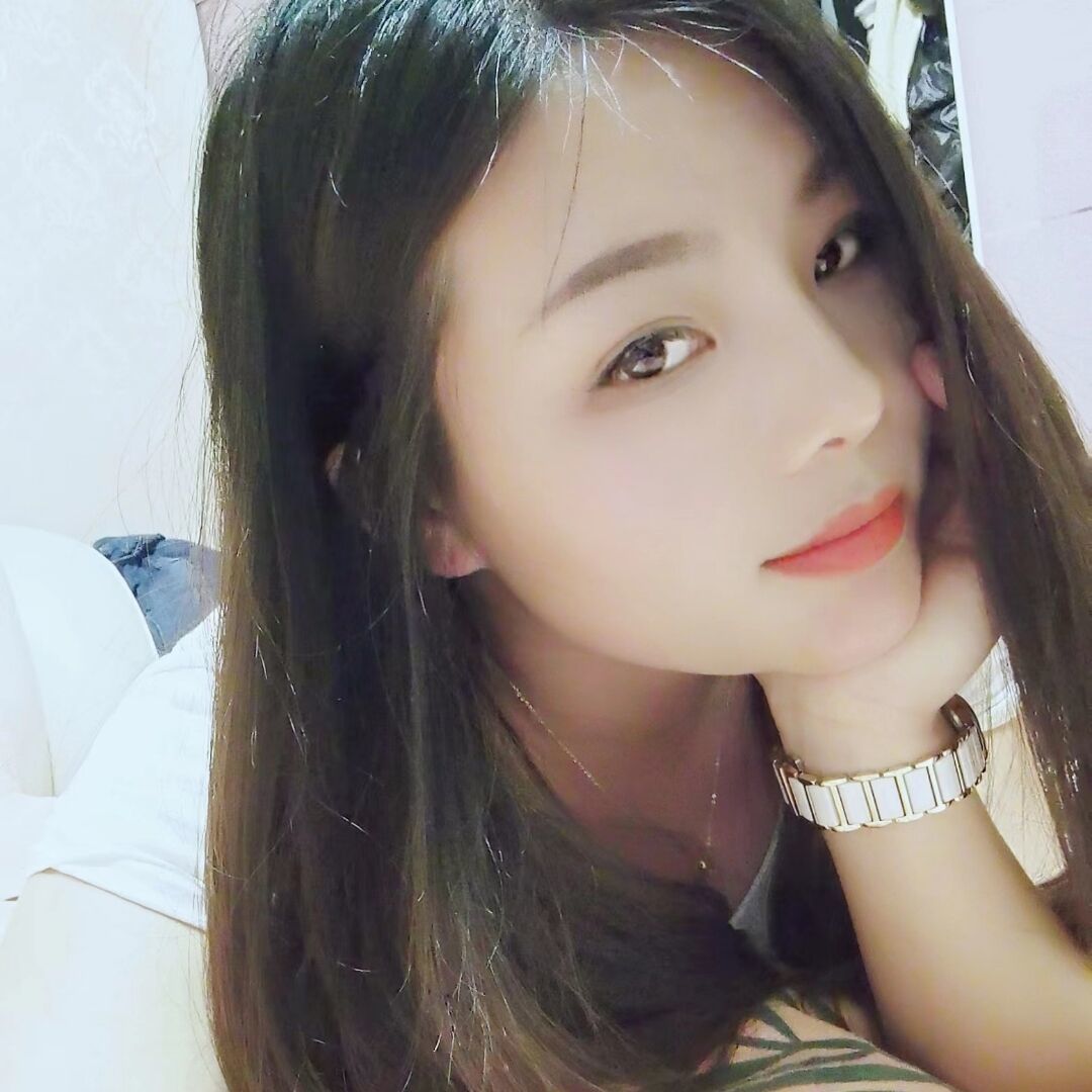 漂亮小姐姐推荐给各位