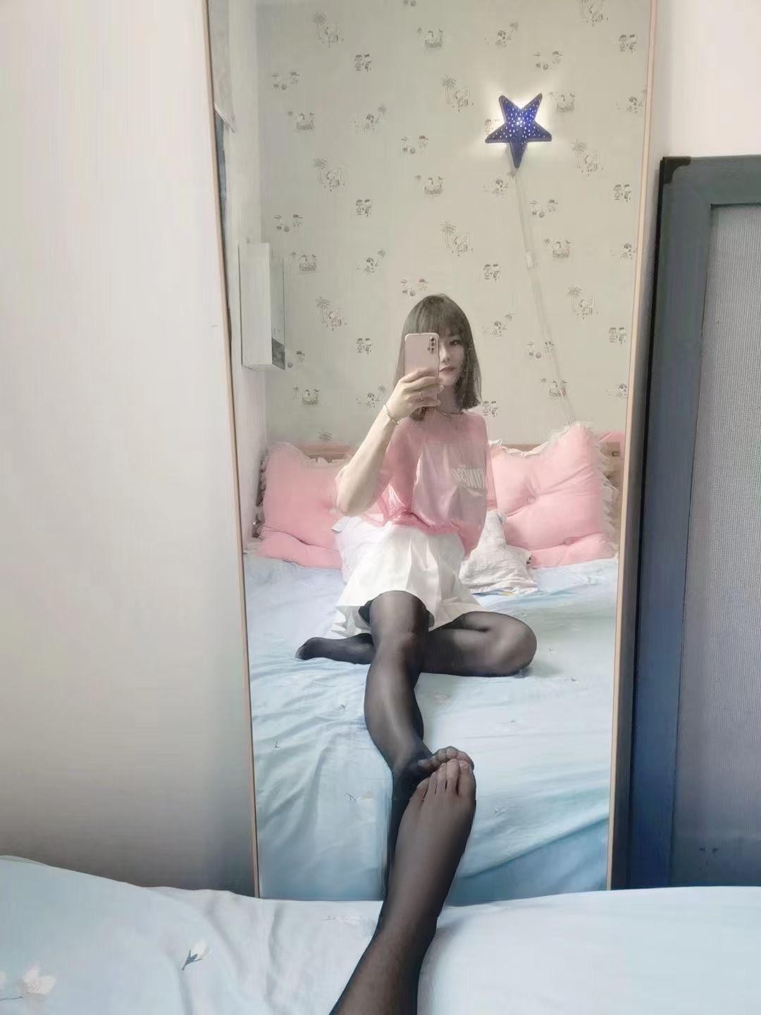 颜值在线的小姐姐