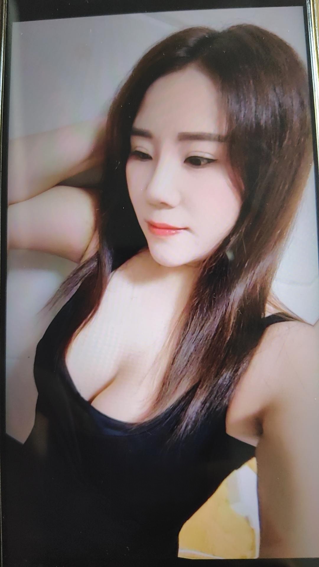 微胖还不错的妹子