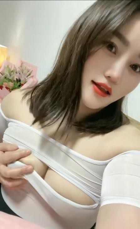 KH很棒的大屁股妹子