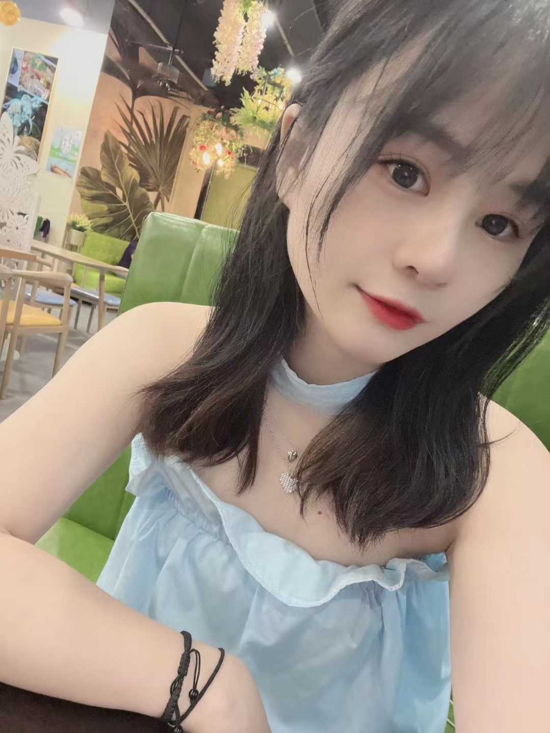 南海漂亮年轻小甜甜