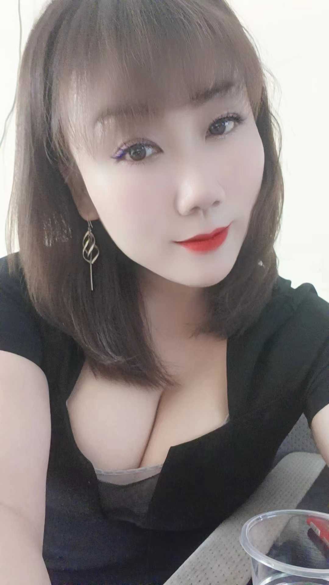 雨花区小姐姐热情似火