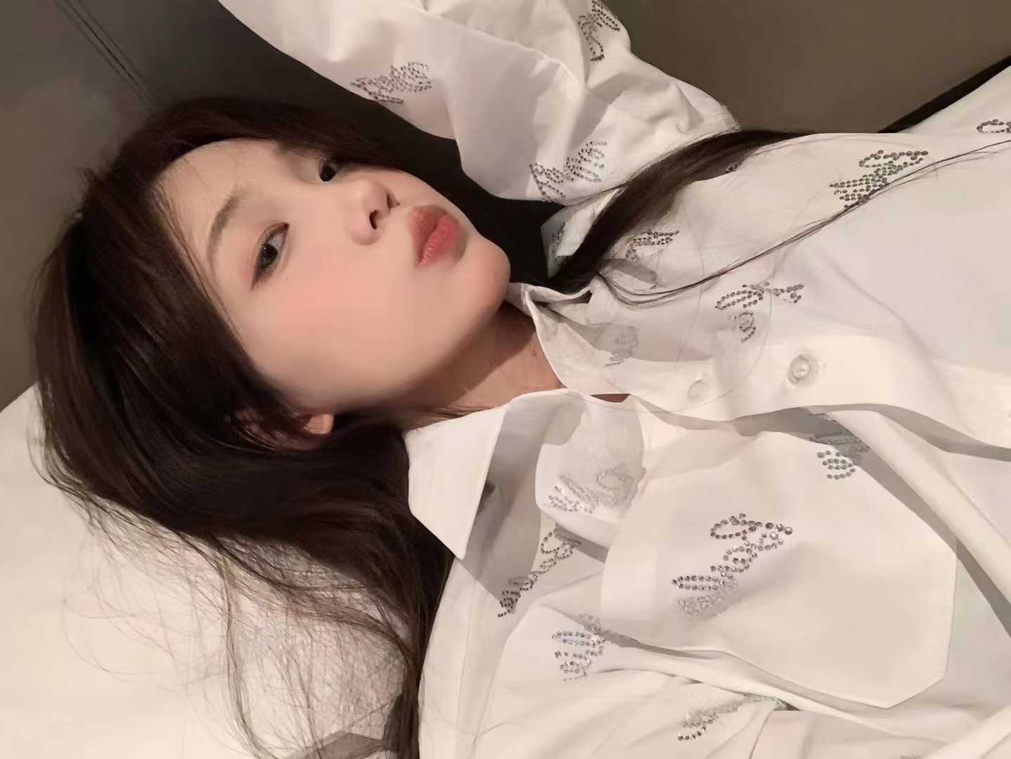 福田区腿长腰细小美女