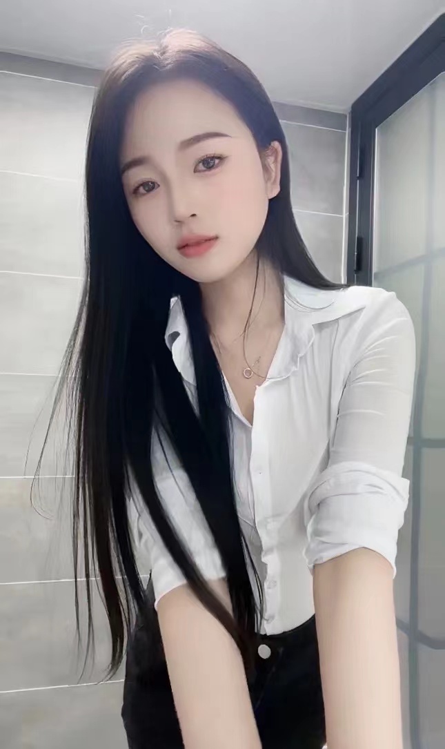 身材火爆服务一流的美女