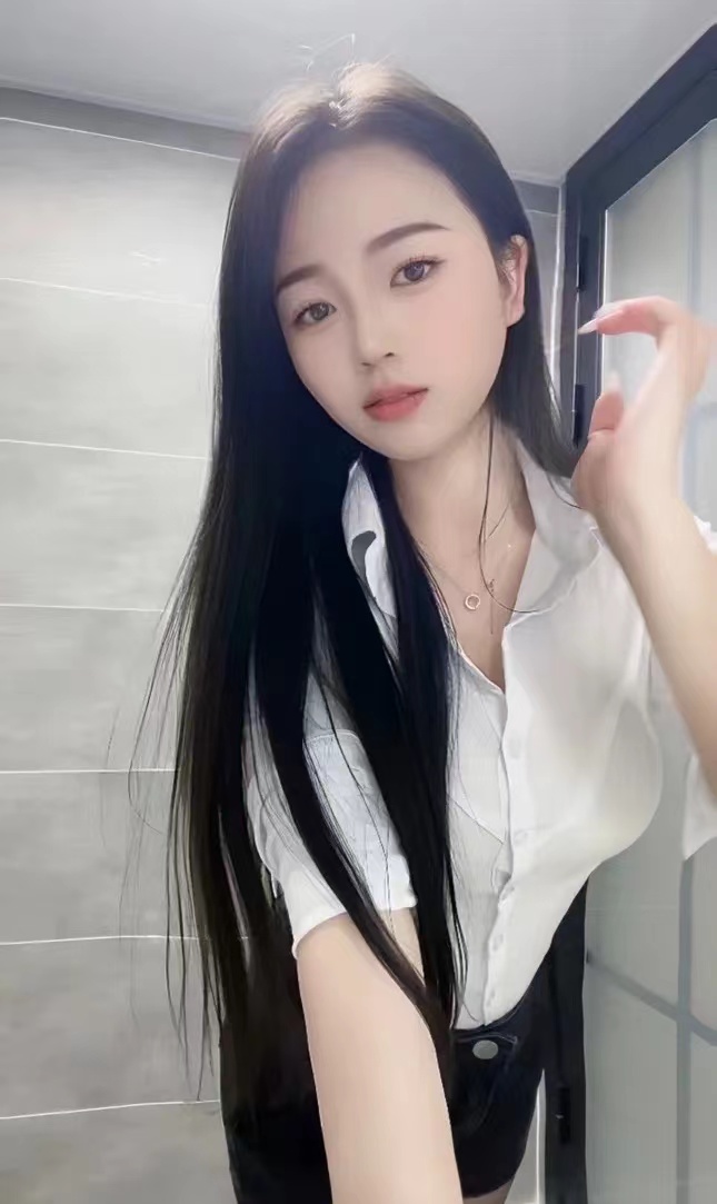 身材火爆服务一流的美女