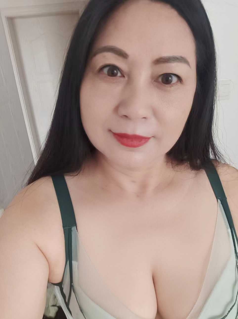 性价比很高的少妇