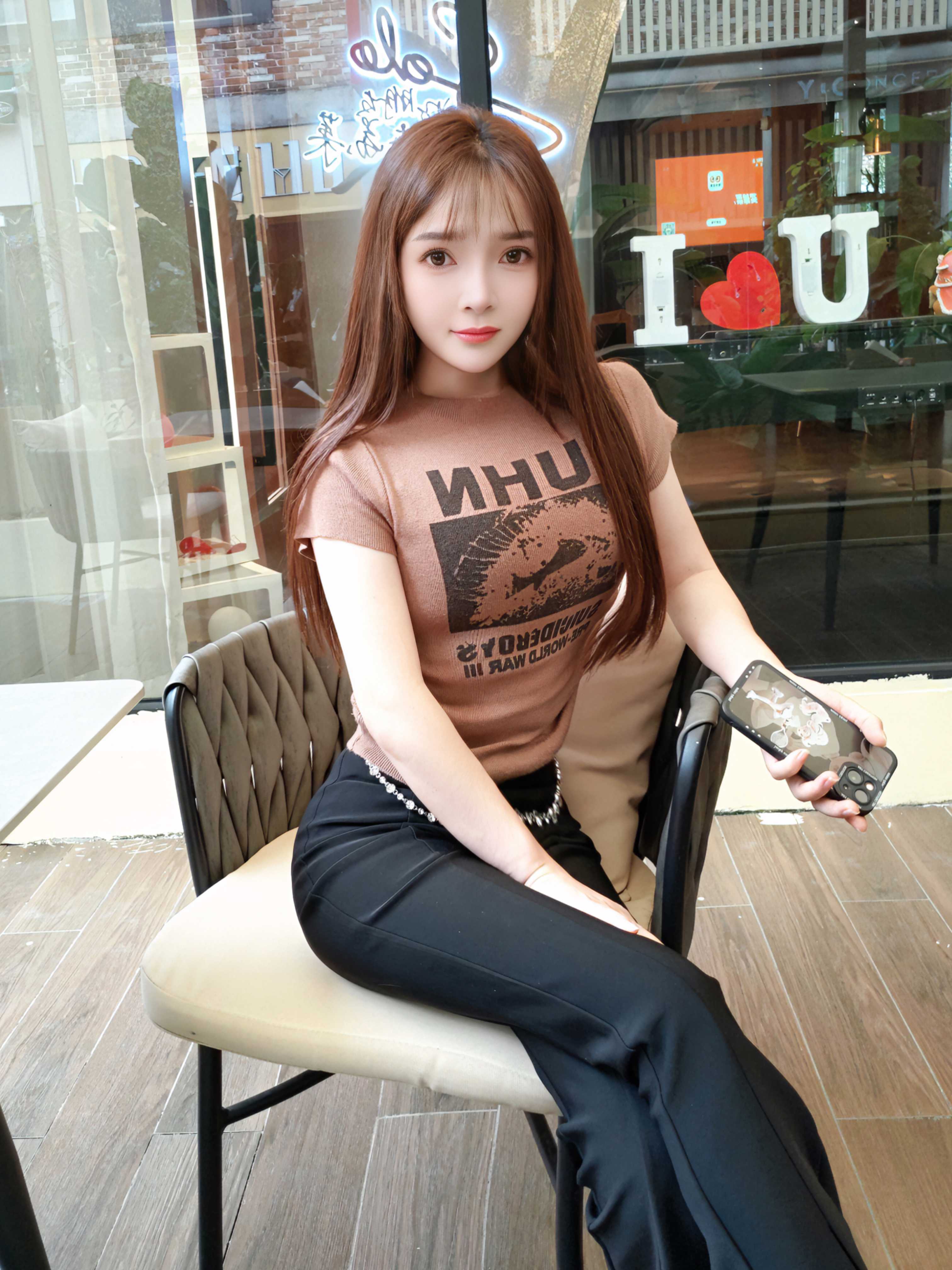 上门兼职mm、妹妹服务态度好，性感身材好，胸大，又放得开，