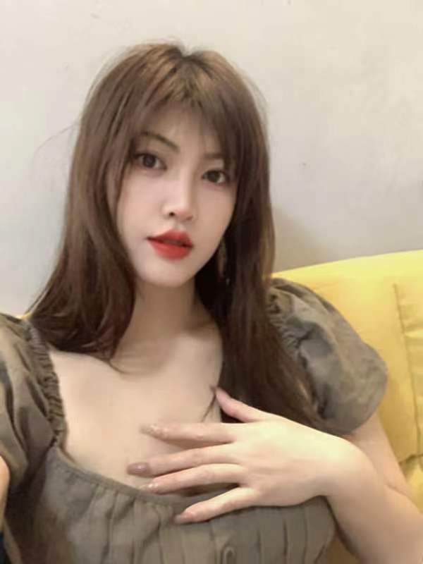 KH一流的小姐姐