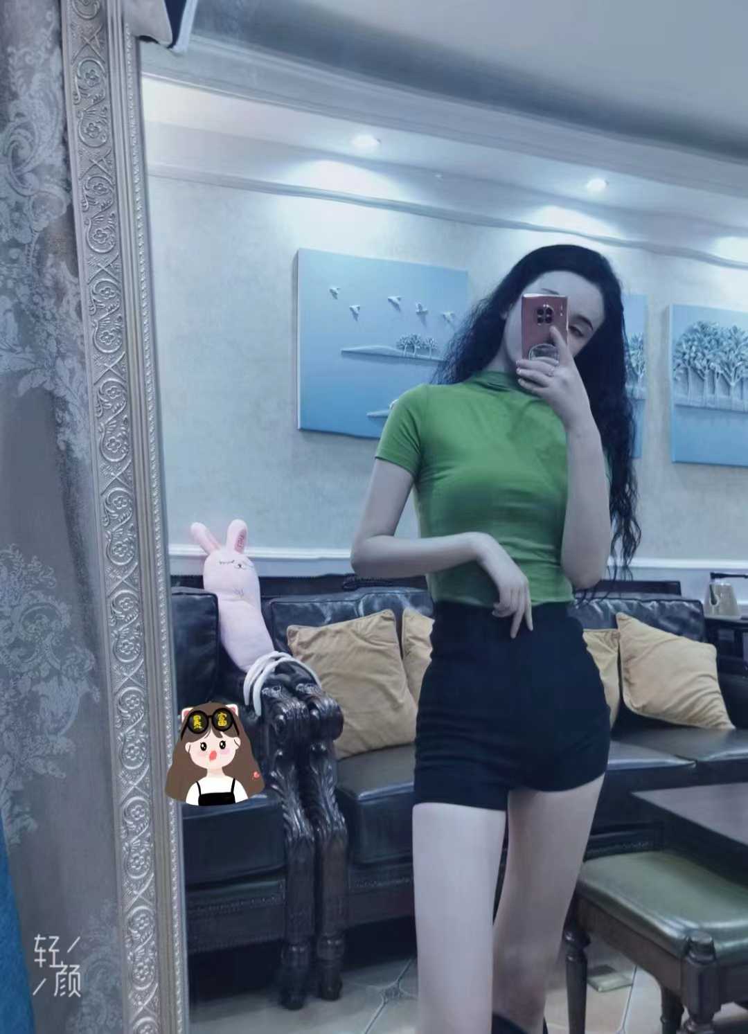 西山区漂亮小新疆妹