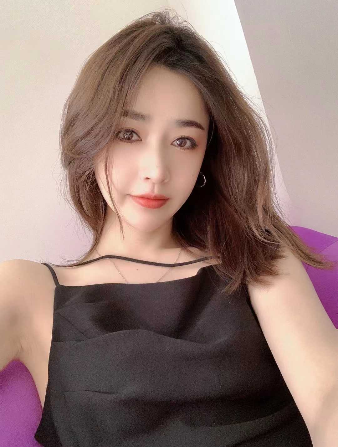 高颜值小姐姐梦露