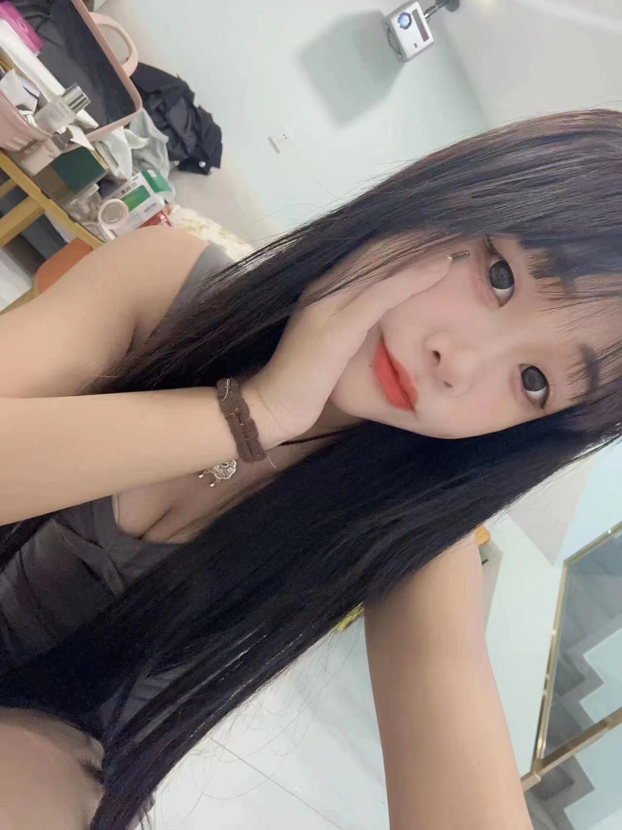 宝安区零零后萌妹