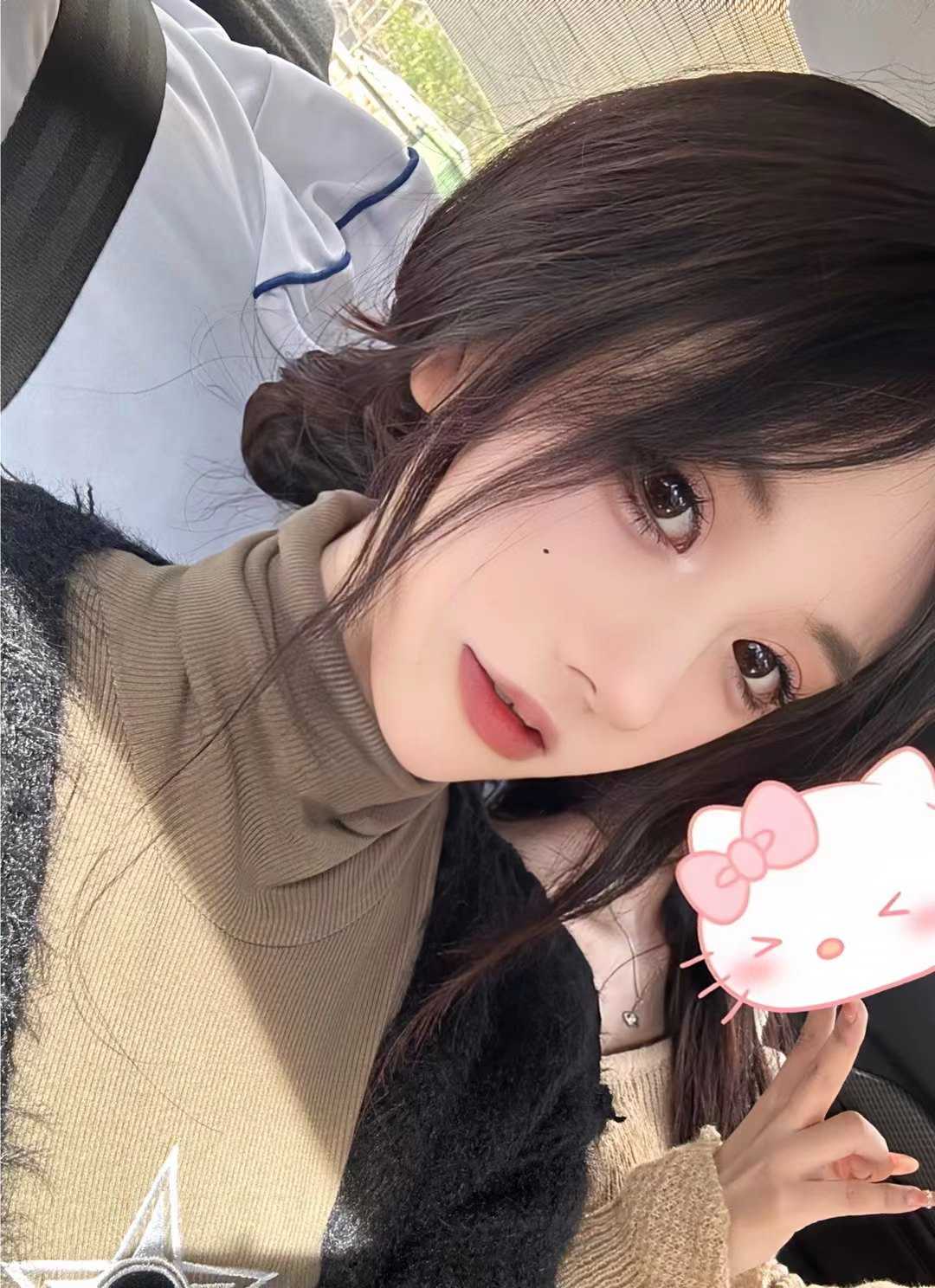 颜值不错身材很棒的妹子