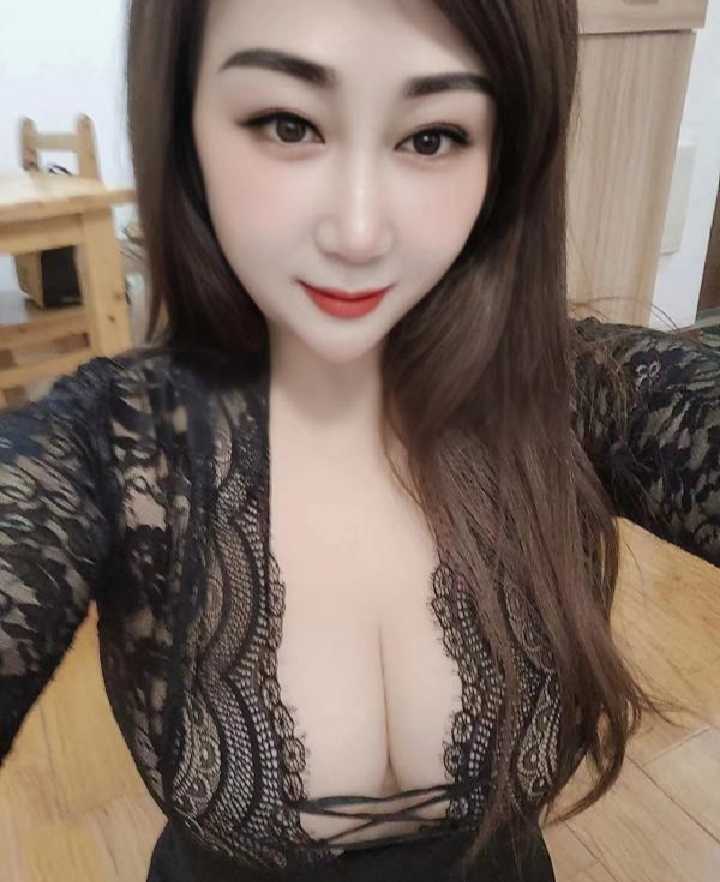 武汉丰满Sao少妇