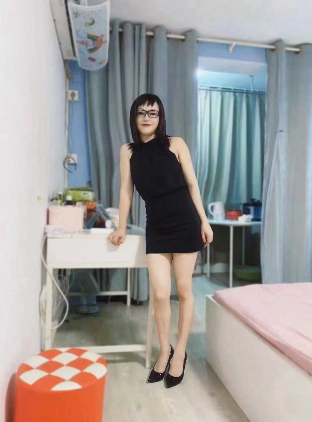 很值得卸货的少妇