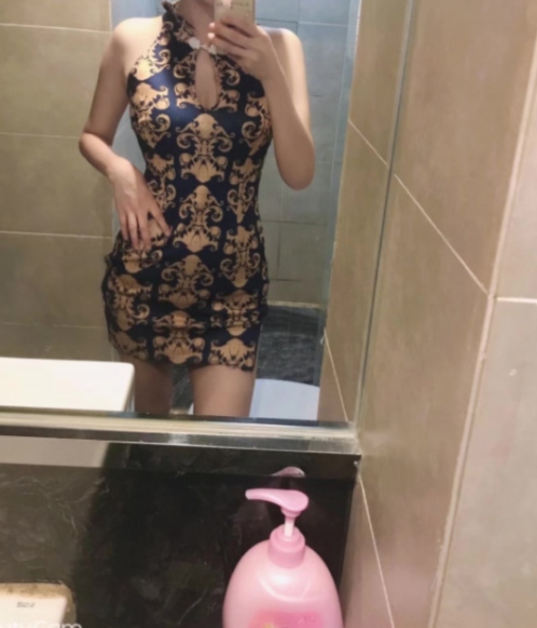 身材火爆兼职舞蹈小姐姐