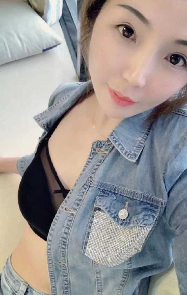 兼职风Sao小少妇洛洛