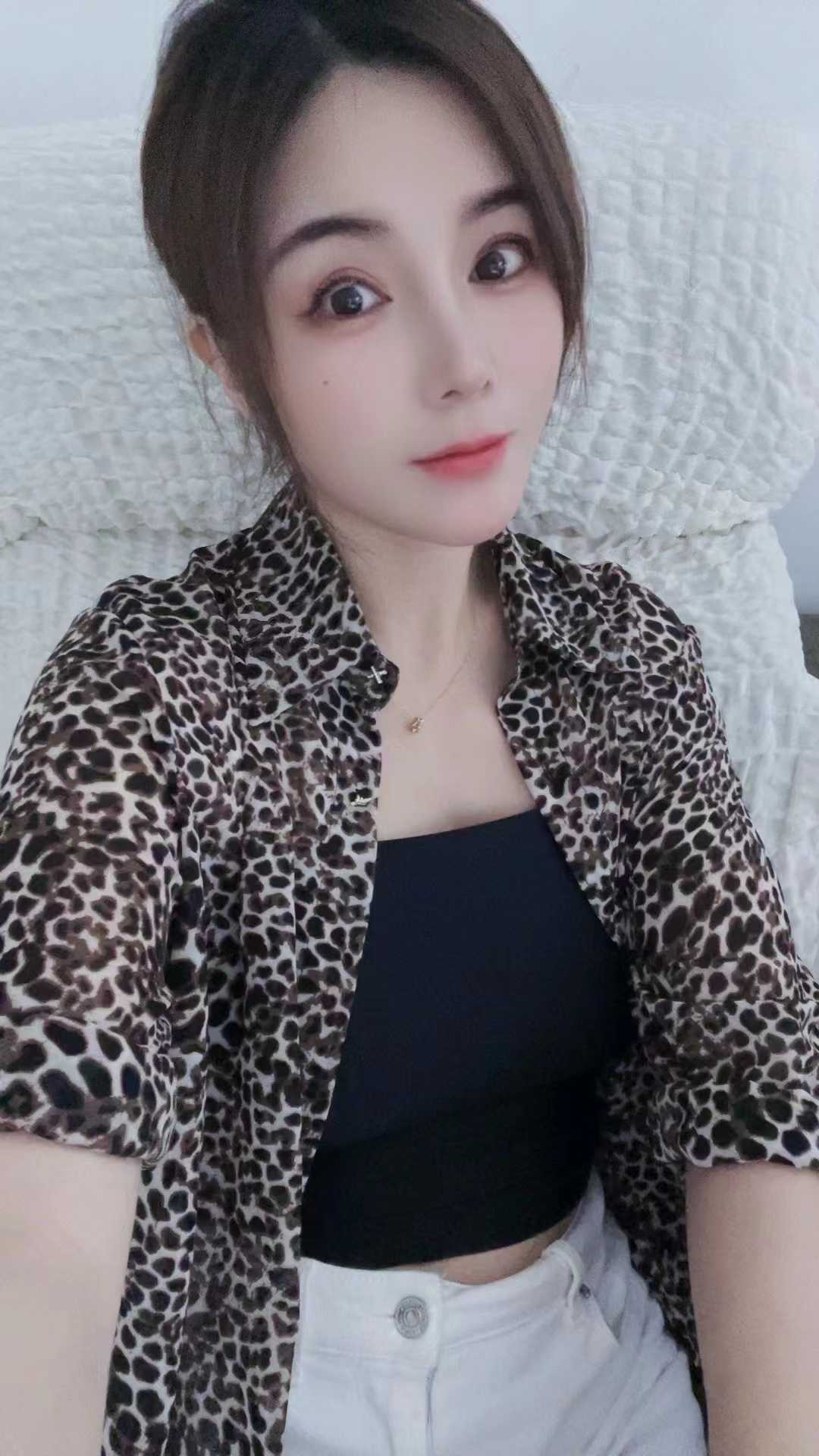 很漂亮的妹子一位