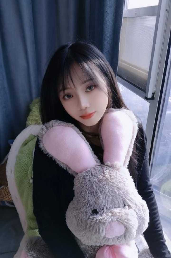 武昌性感大胸七月小姐姐