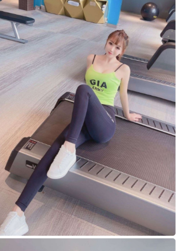 性感迷人健身小姐姐