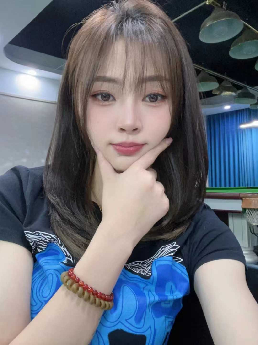 身材很棒人很热情的小姐姐