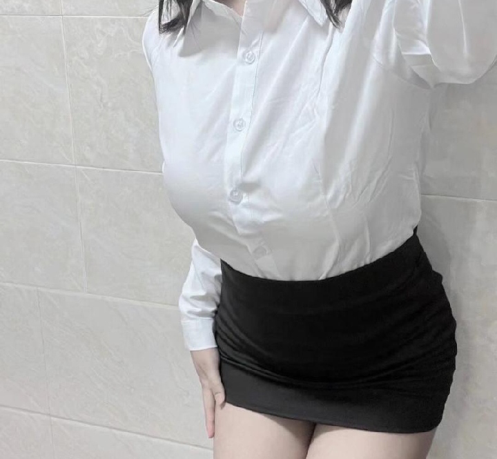 苗栗路性感美少妇