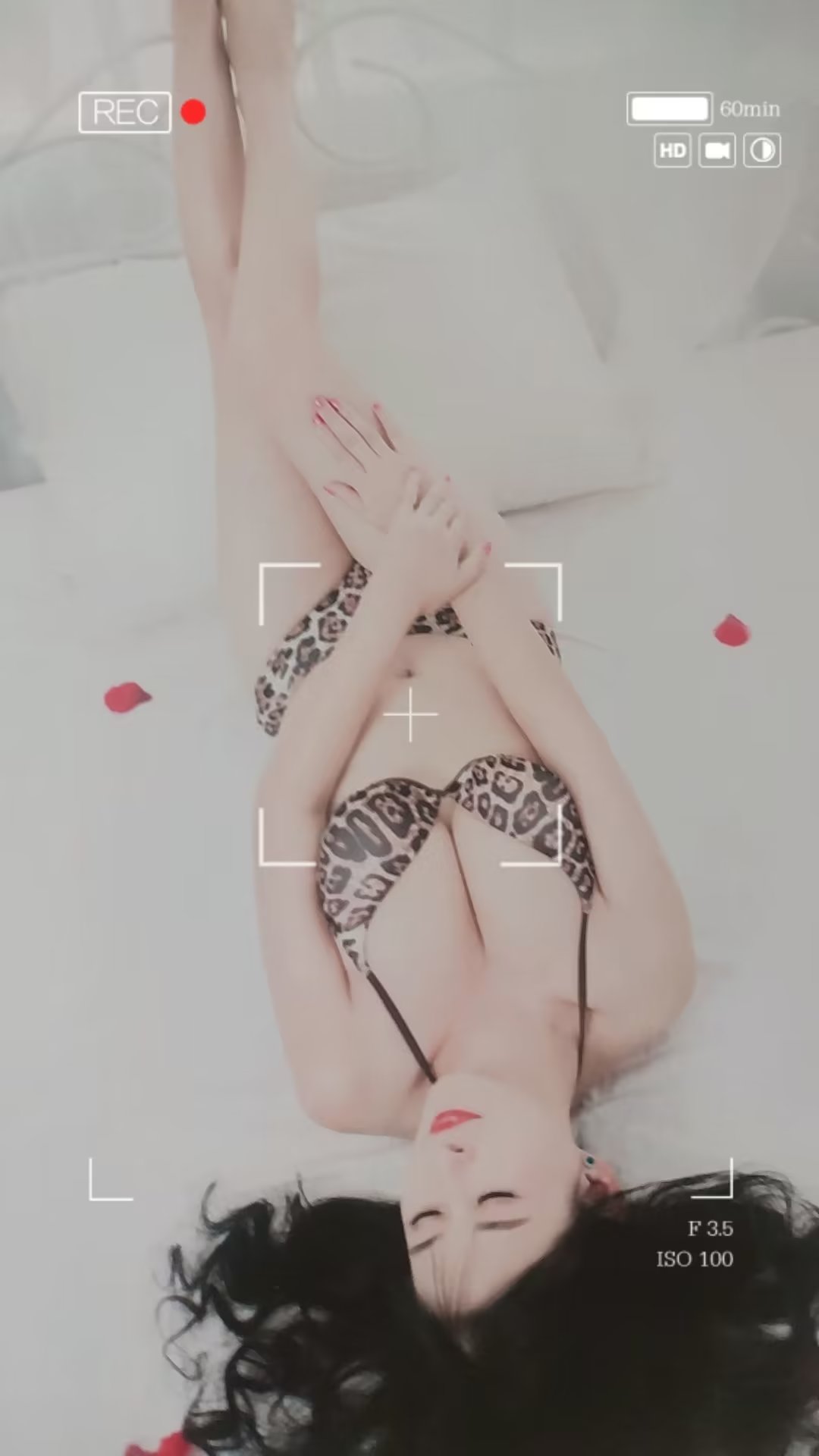 龙华民治北站巨乳少妇 身材劲爆