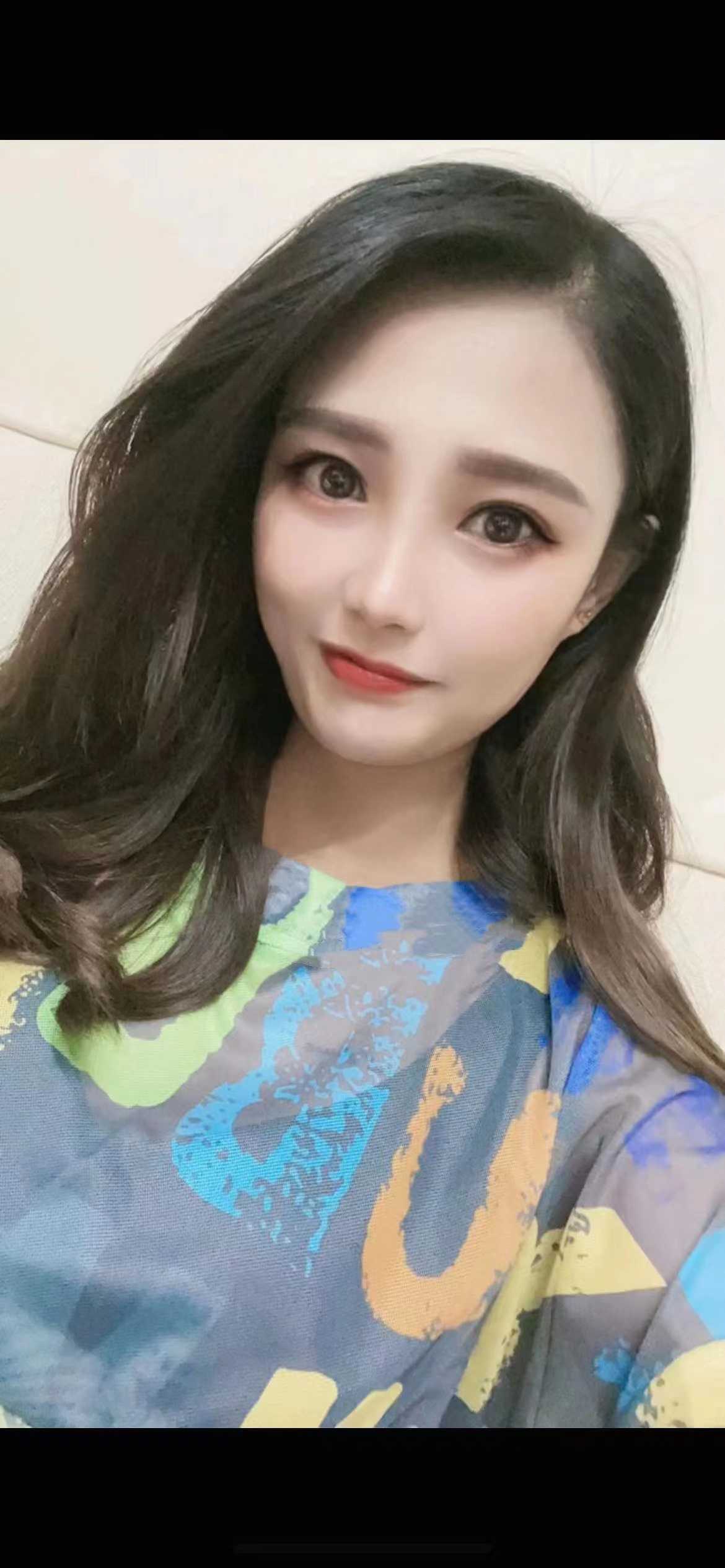 很有御姐感的妹子