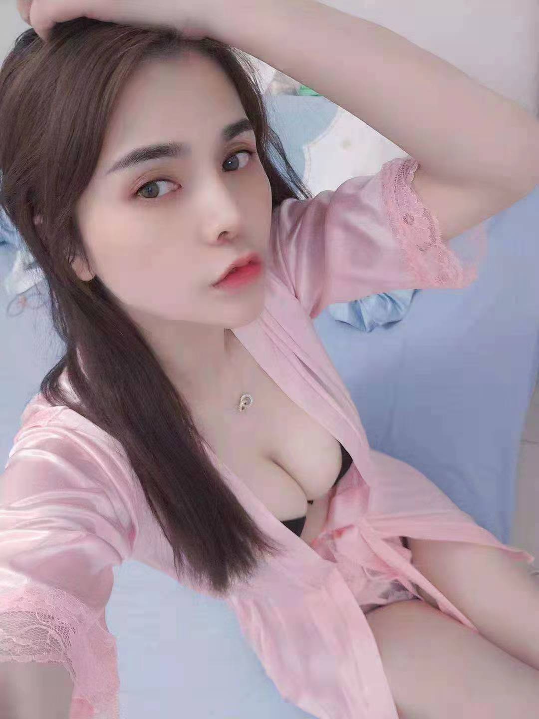 各方面都很不错的妹子